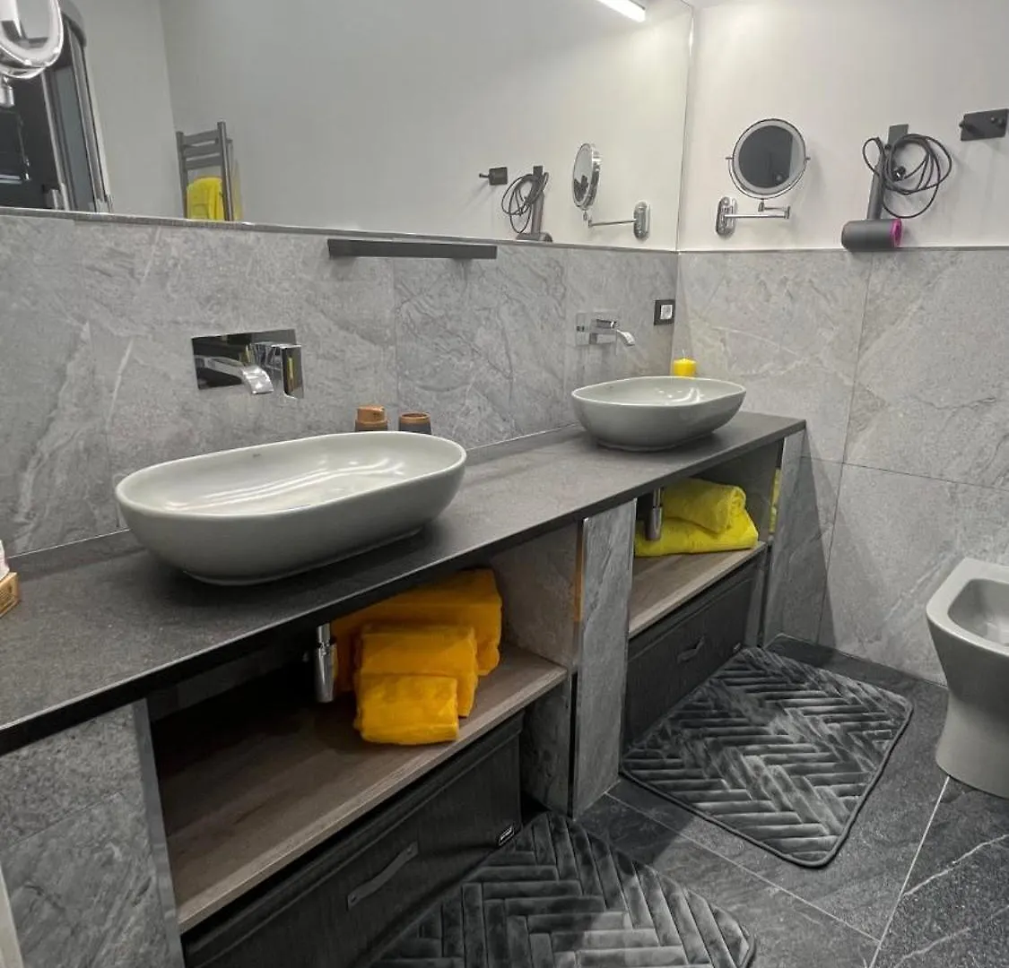 A Casuzza Apartment Palermo Italy