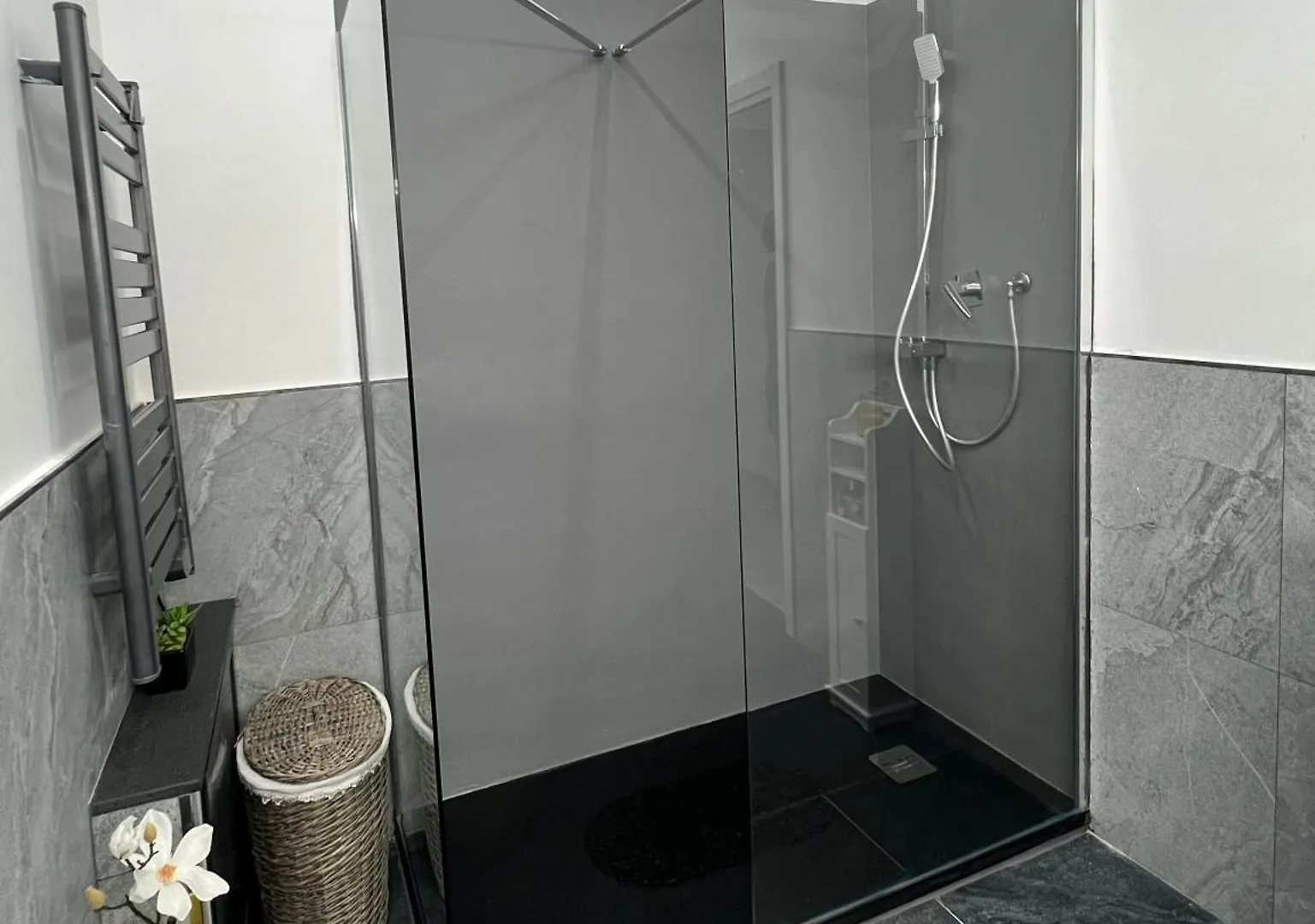 A Casuzza Apartment Palermo 0*,  Italy